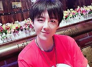 娱乐吃瓜酱情感风波揭秘：背后故事与男友身份浮出水面